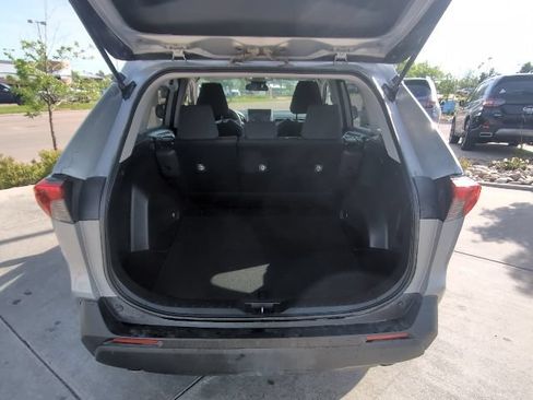 Used 2025 Toyota RAV4 LE AWD/4WD image 27