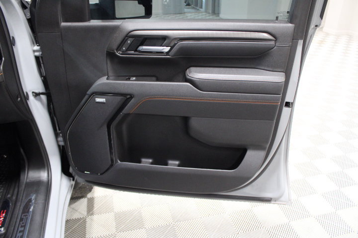 Used 2025 GMC Sierra 2500 AT4 w/ AT4 Premium Plus Package AWD/4WD image 25