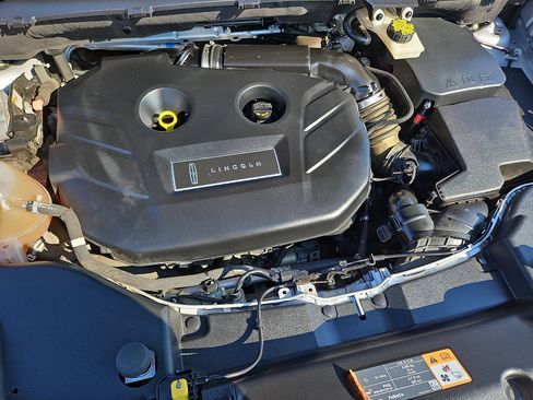 Used 2019 Lincoln MKC Reserve image 28