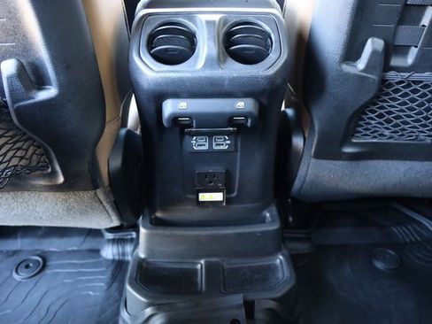 Used 2020 Jeep Wrangler Unlimited Rubicon image 28