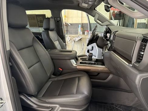Certified 2022 Chevrolet Silverado 1500 RST w/ Convenience Package II AWD/4WD image 25