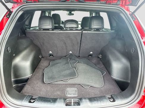 Used 2024 Jeep Compass Limited image 25