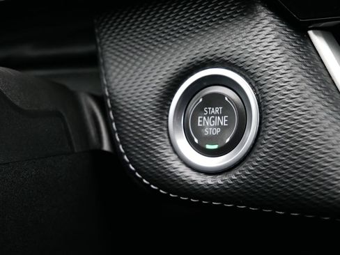 Used 2025 Chevrolet Equinox LT image 26