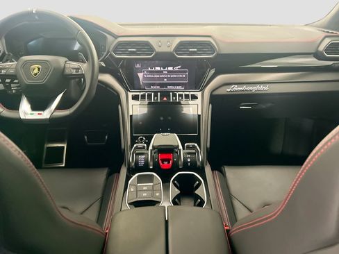 Used 2024 Lamborghini Urus S AWD/4WD image 13