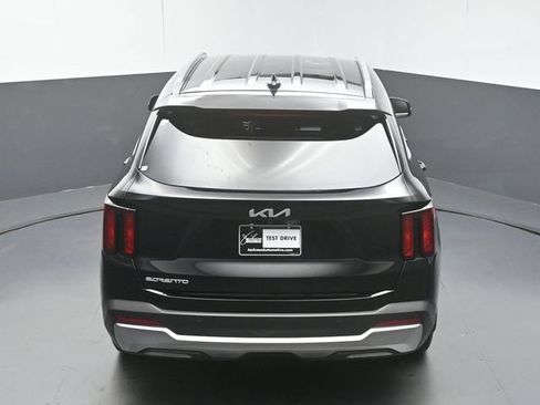 Used 2025 Kia Sorento S FWD image 45