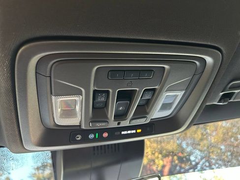 Used 2023 GMC Sierra 1500 Denali w/ Denali Reserve Package AWD/4WD image 31