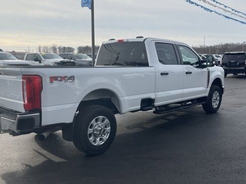 Used 2024 Ford F350 XLT w/ FX4 Off-Road Package image 7