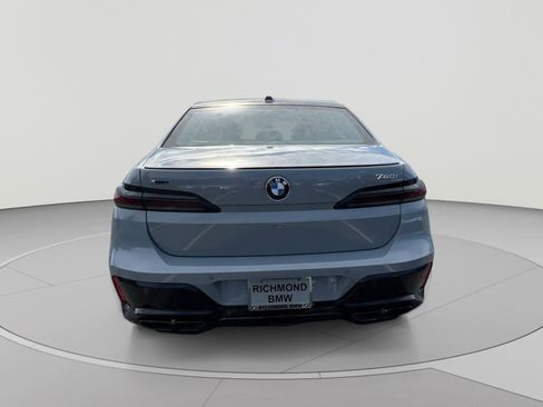 New 2026 BMW 760i xDrive w/ Executive Package AWD/4WD image 4