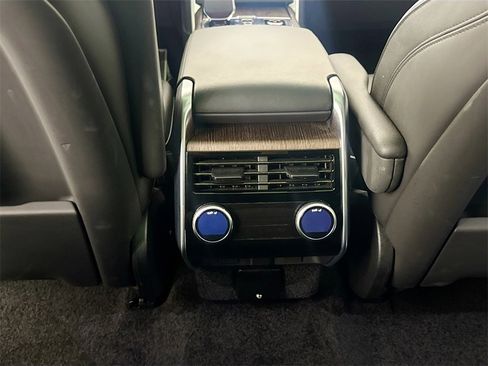 Certified 2023 Land Rover Range Rover SE image 25