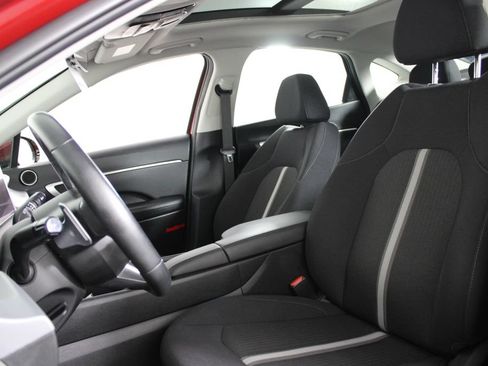 Certified 2024 Hyundai Sonata SEL w/ Convenience Package FWD image 19