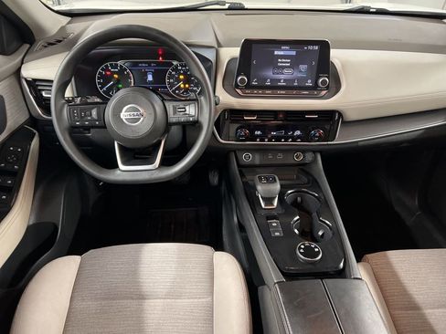 Used 2021 Nissan Rogue SV AWD/4WD image 8