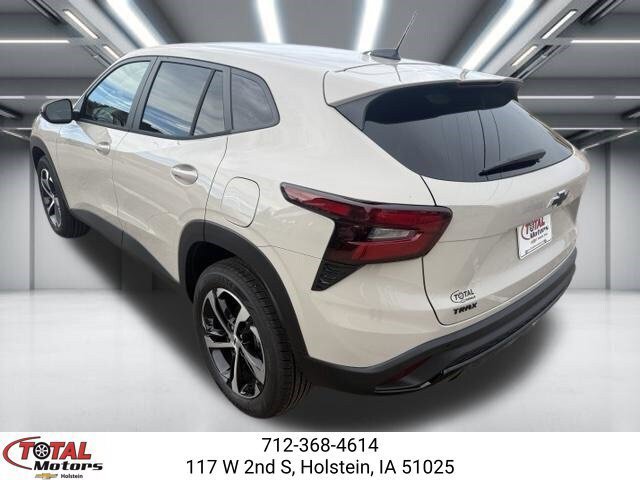 New 2026 Chevrolet Trax RS w/ Driver Confidence Package FWD image 6