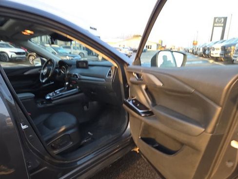 Used 2023 MAZDA CX-9 Touring image 15