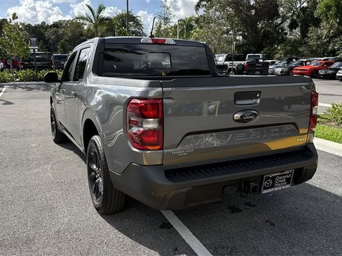 Used 2024 Ford Maverick Lariat w/ Black Appearance Package image 14