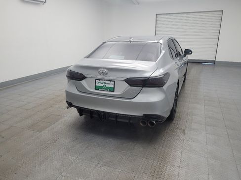 Used 2019 Toyota Camry LE FWD image 7