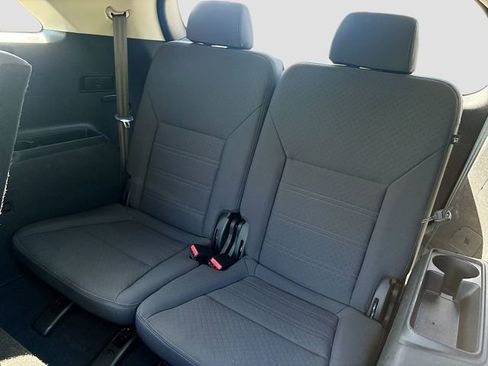 Used 2019 Kia Sorento L image 25