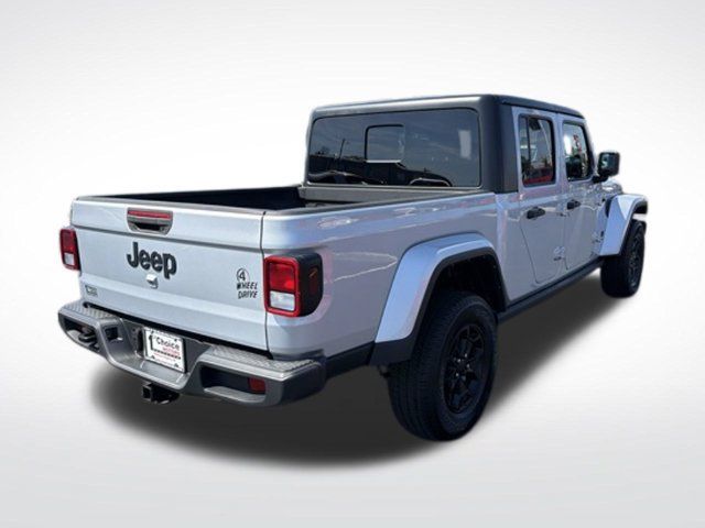 Used 2022 Jeep Gladiator Sport AWD/4WD image 6