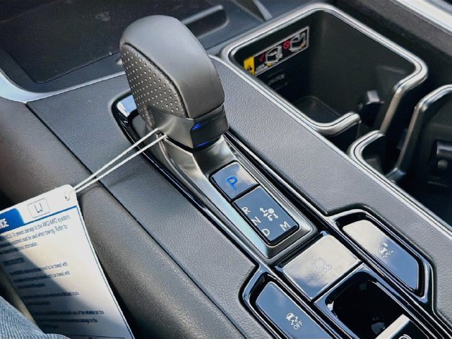 New 2026 Lexus TX 500h AWD image 30