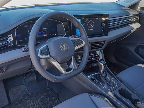 New 2026 Volkswagen Jetta SE image 8