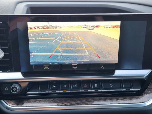 New 2026 Chevrolet Silverado 1500 LT w/ Texas Edition Plus AWD/4WD image 14