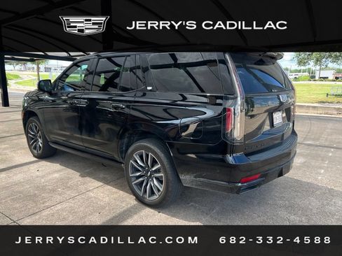 Used 2023 Cadillac Escalade Sport w/ LPO, ONYX Package AWD/4WD image 5