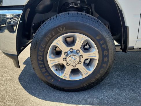 New 2026 RAM 2500 Big Horn AWD/4WD image 23