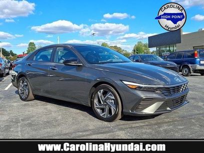 New 2025 Hyundai Elantra Sport