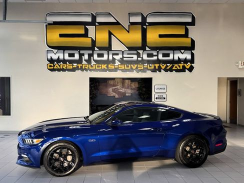 Used 2016 Ford Mustang GT Premium RWD image 6