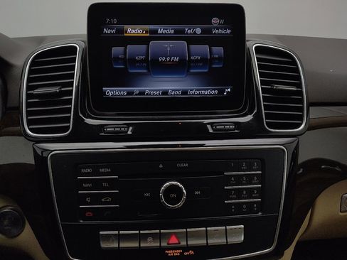 Used 2018 Mercedes-Benz GLE 350 4MATIC w/ Premium 1 Package image 25