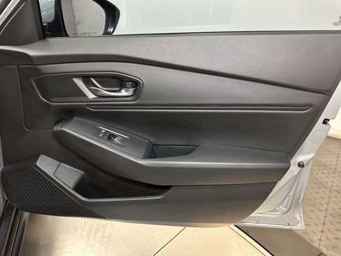 Used 2024 Honda Accord EX image 37
