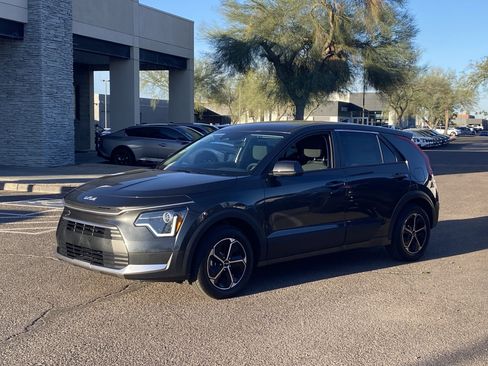 New 2026 Kia Niro LX image 6