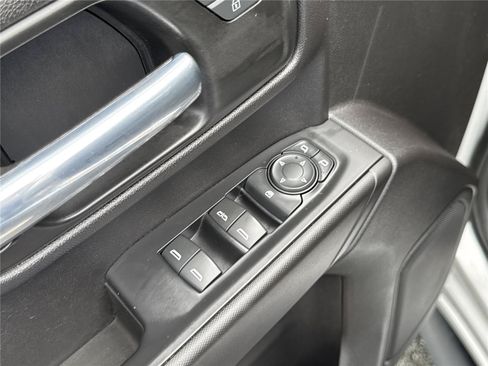 Used 2021 Chevrolet Silverado 1500 Custom RWD image 18