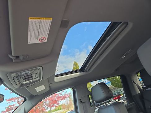 Certified 2020 Chevrolet Silverado 3500 LTZ w/ LTZ Plus Package image 24