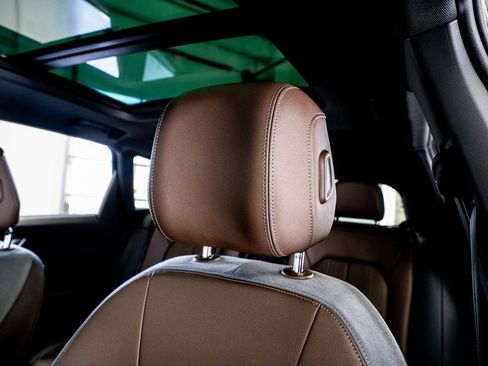 Used 2022 Audi Q4 e-tron Premium Plus image 38