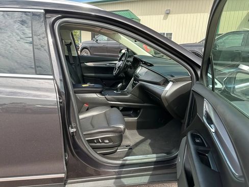 Used 2019 Cadillac XT5 Premium Luxury AWD/4WD image 29