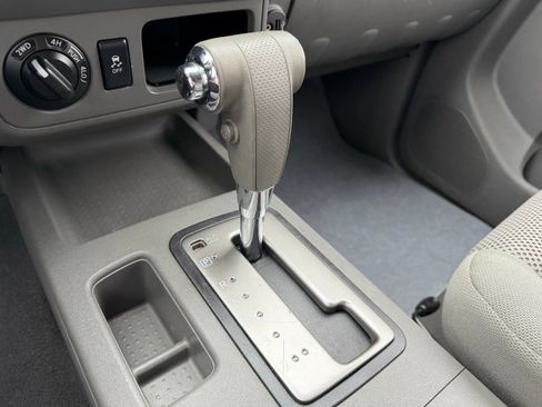 Used 2019 Nissan Frontier SV image 22