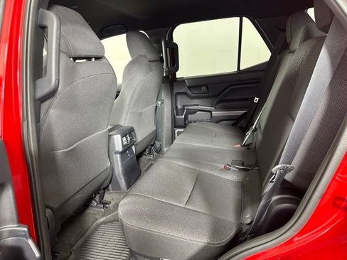 Used 2025 Toyota 4Runner SR5 AWD/4WD image 12