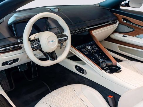 Used 2024 Aston Martin DB12 Convertible RWD image 36