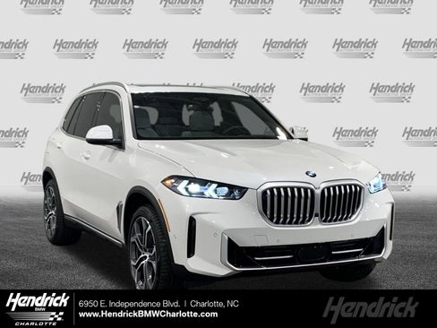 New 2026 BMW X5 sDrive40i image 1