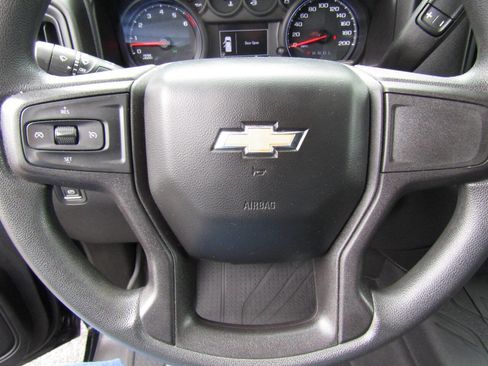 Used 2021 Chevrolet Silverado 2500 Custom w/ Custom Value Package AWD/4WD image 17