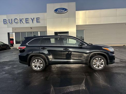 Used 2014 Toyota Highlander Plus image 10