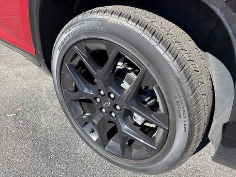 Used 2024 Chevrolet Traverse RS w/ LPO, Floor Liner Package image 38