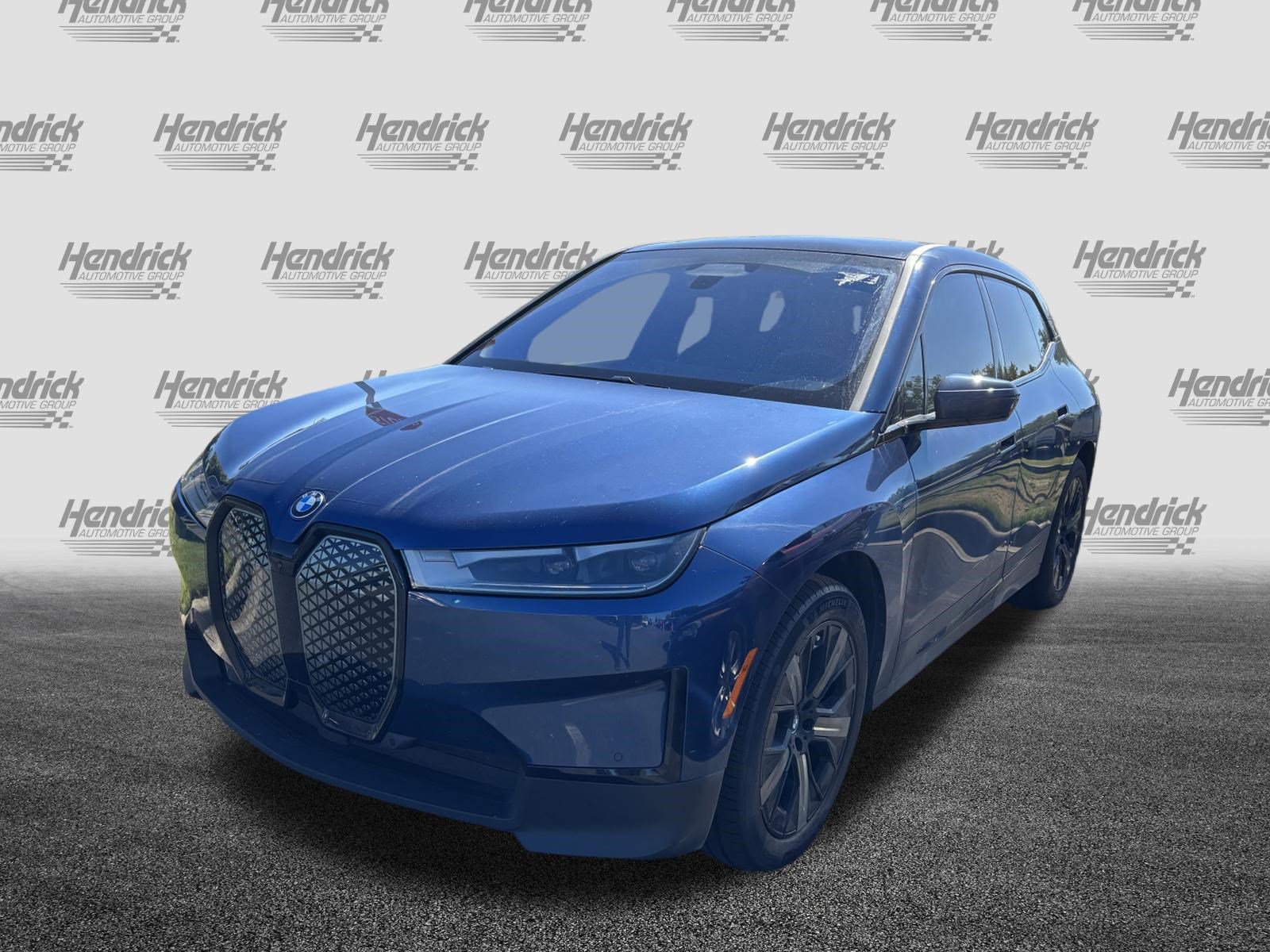 Used 2024 BMW iX xDrive50 AWD/4WD image 6