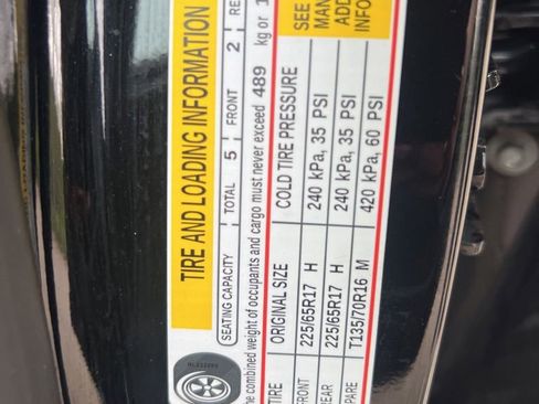 Used 2024 Chevrolet Equinox LT w/ LPO, Floor Liner Package AWD/4WD image 31