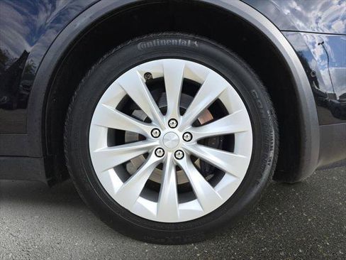 Used 2016 Tesla Model X AWD/4WD image 37
