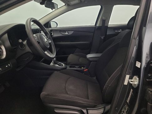 Used 2019 Kia Forte LXS FWD image 17