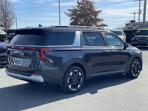 New 2026 Kia Carnival EX image 11