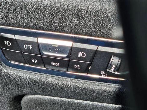 Used 2021 BMW X5 xDrive40i w/ M Sport Package image 9