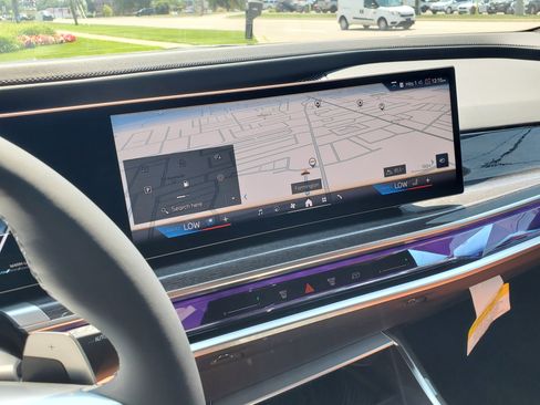 New 2026 BMW 740i xDrive AWD/4WD image 13
