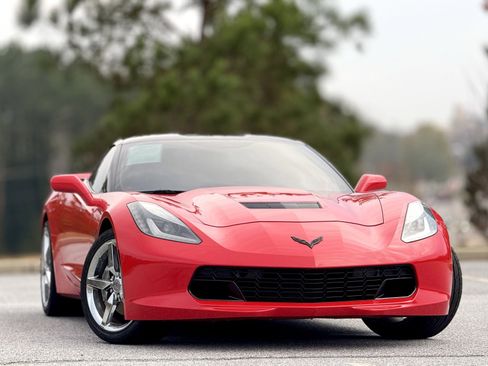 Used 2015 Chevrolet Corvette Stingray Coupe image 3